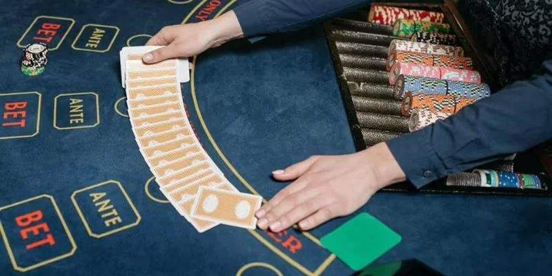 Giới thiệu thông tin cơ bản baccarat là gì và nguồn gốc